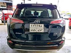 تۆیۆتا ڕاڤ 4